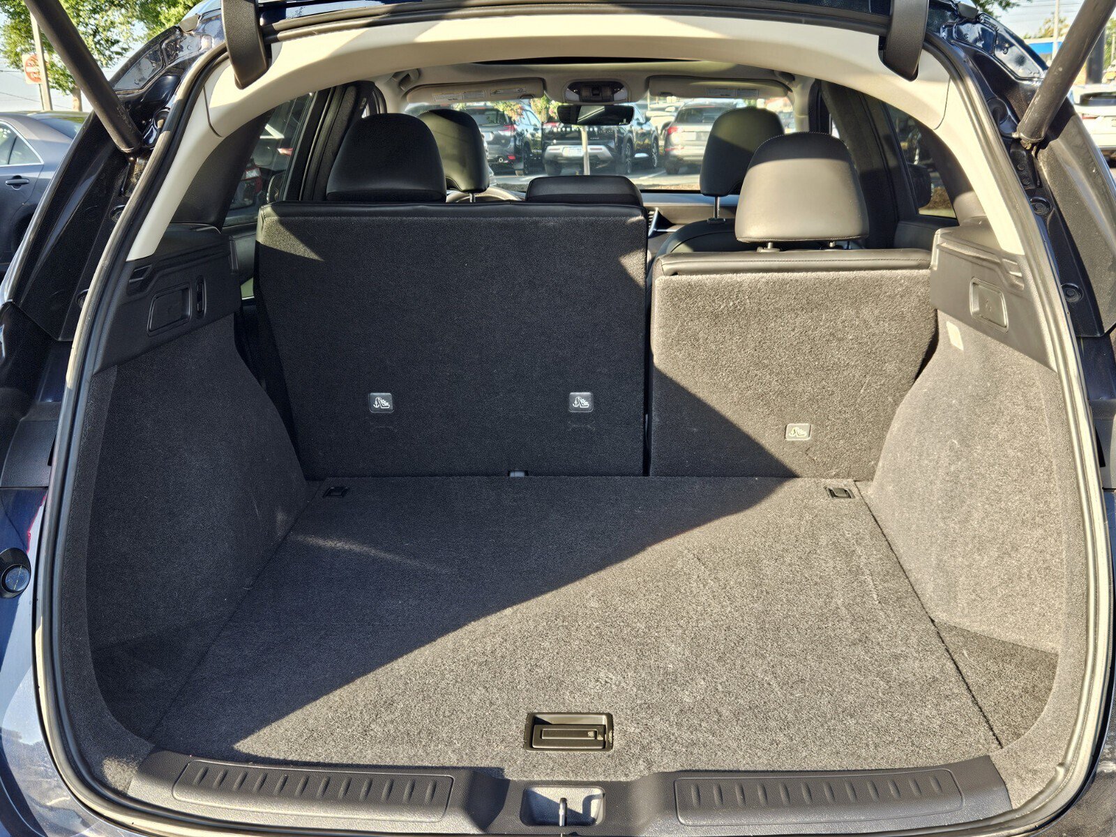 Used 2023 INFINITI QX50 Luxe FWD image 28