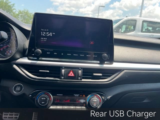 Certified 2023 Kia Forte GT-Line w/ GT-Line Premium Package FWD image 17