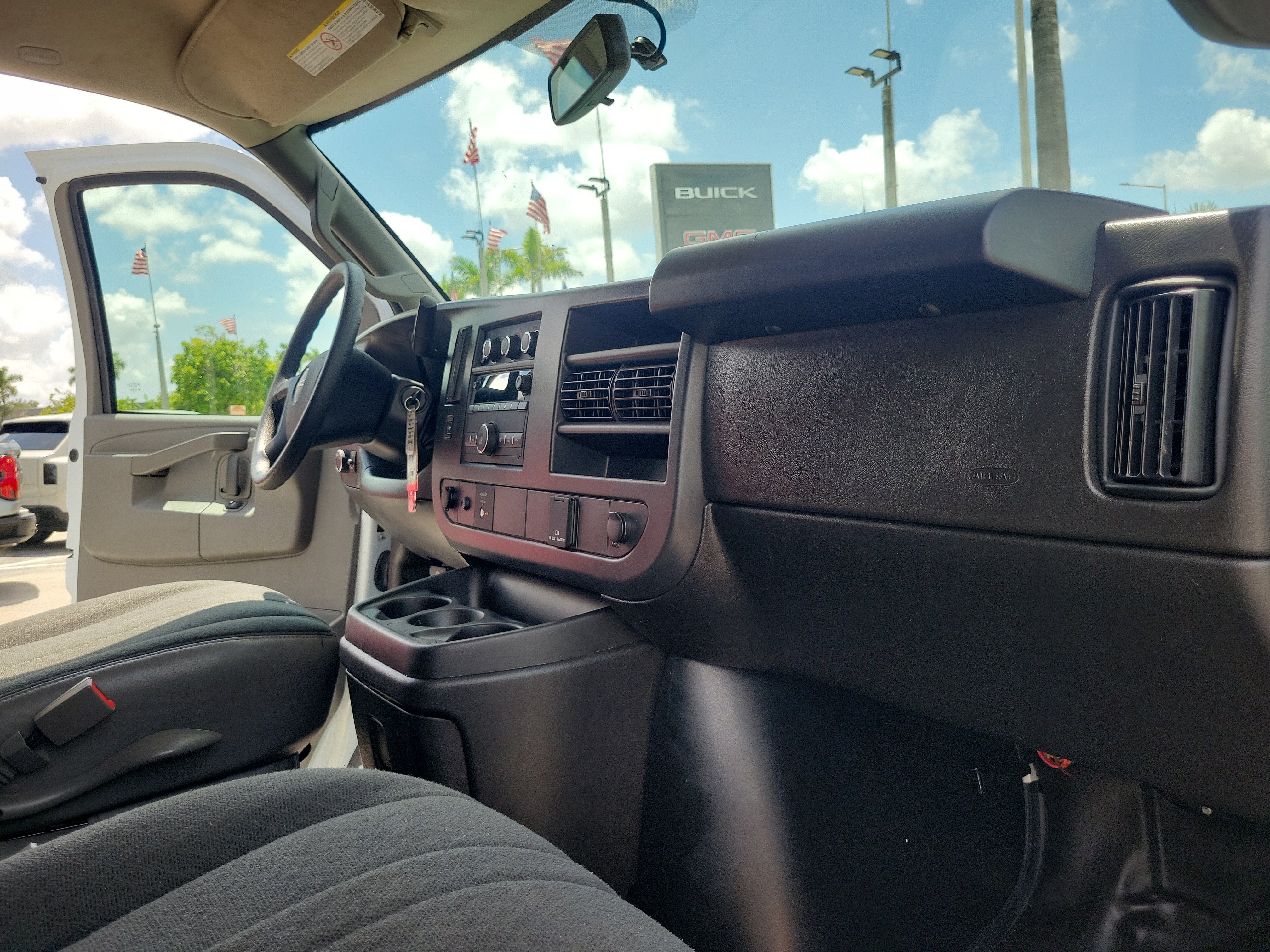 Used 2025 GMC Savana 2500 w/ Driver Convenience Package RWD image 14