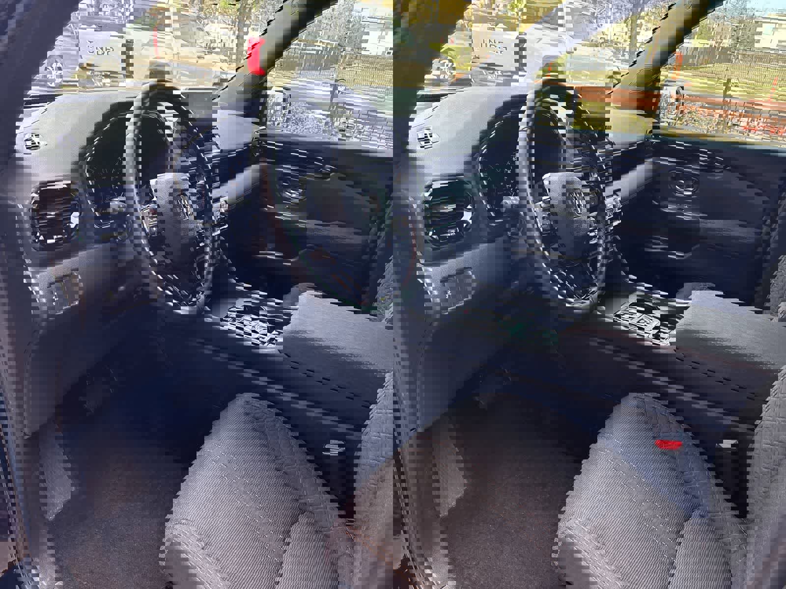 Used 2023 Honda Pilot Sport image 10