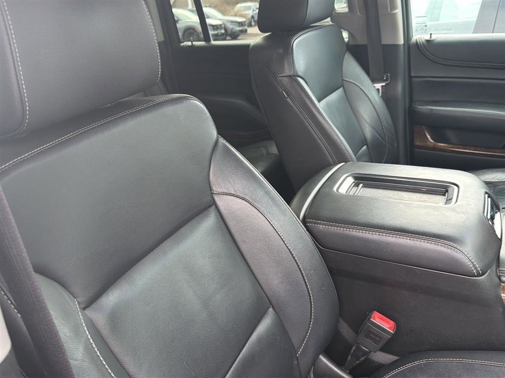Used 2018 Chevrolet Suburban LT AWD/4WD image 9