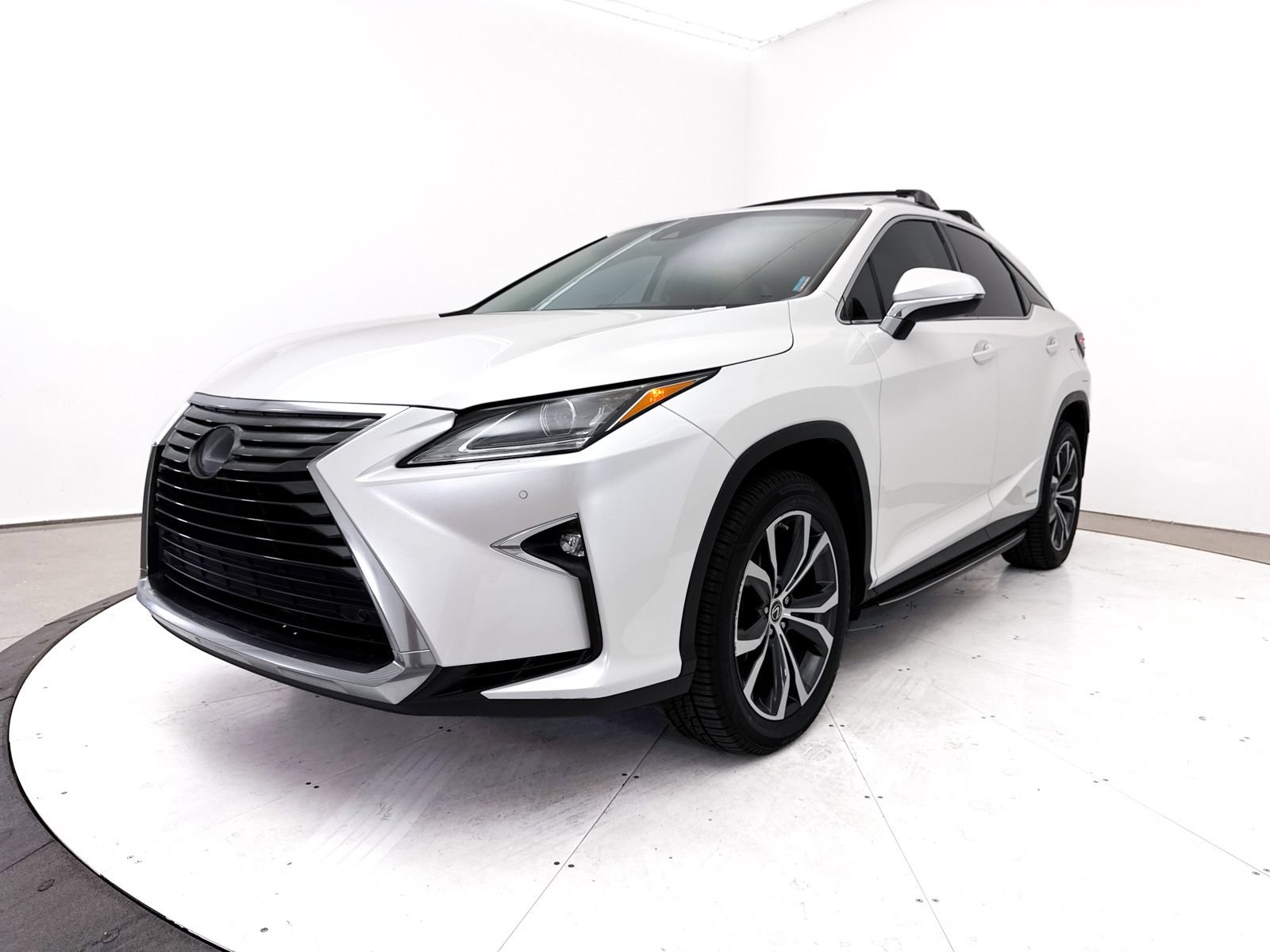 Used 2019 Lexus RX 450h AWD w/ Navigation Package image 14