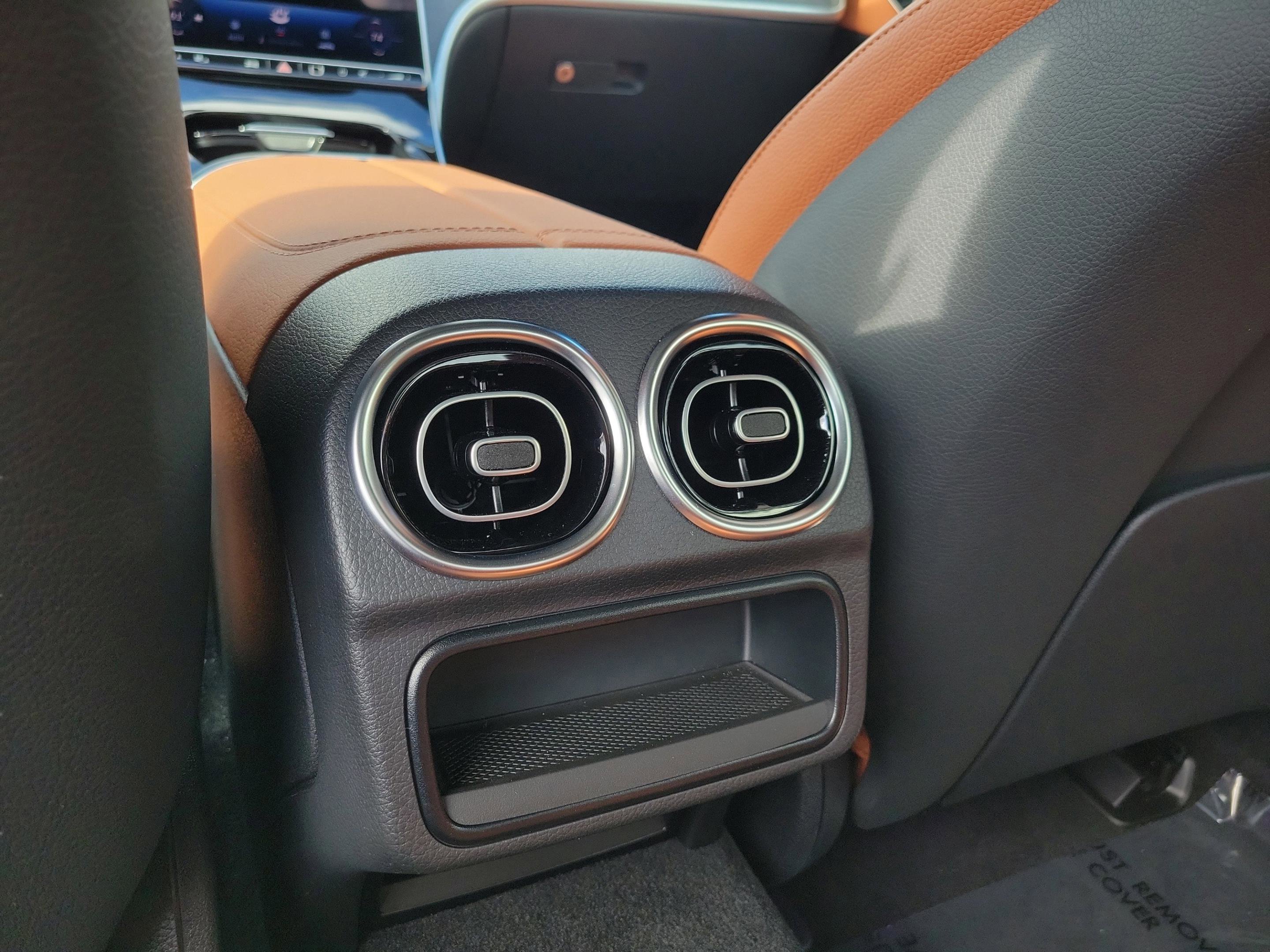 Certified 2025 Mercedes-Benz C 300 Sedan image 15