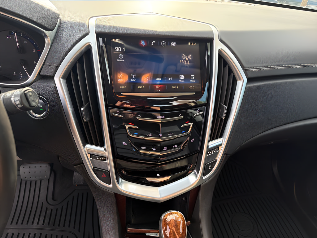 Used 2015 Cadillac SRX Performance w/ Driver Awareness Package FWD image 29