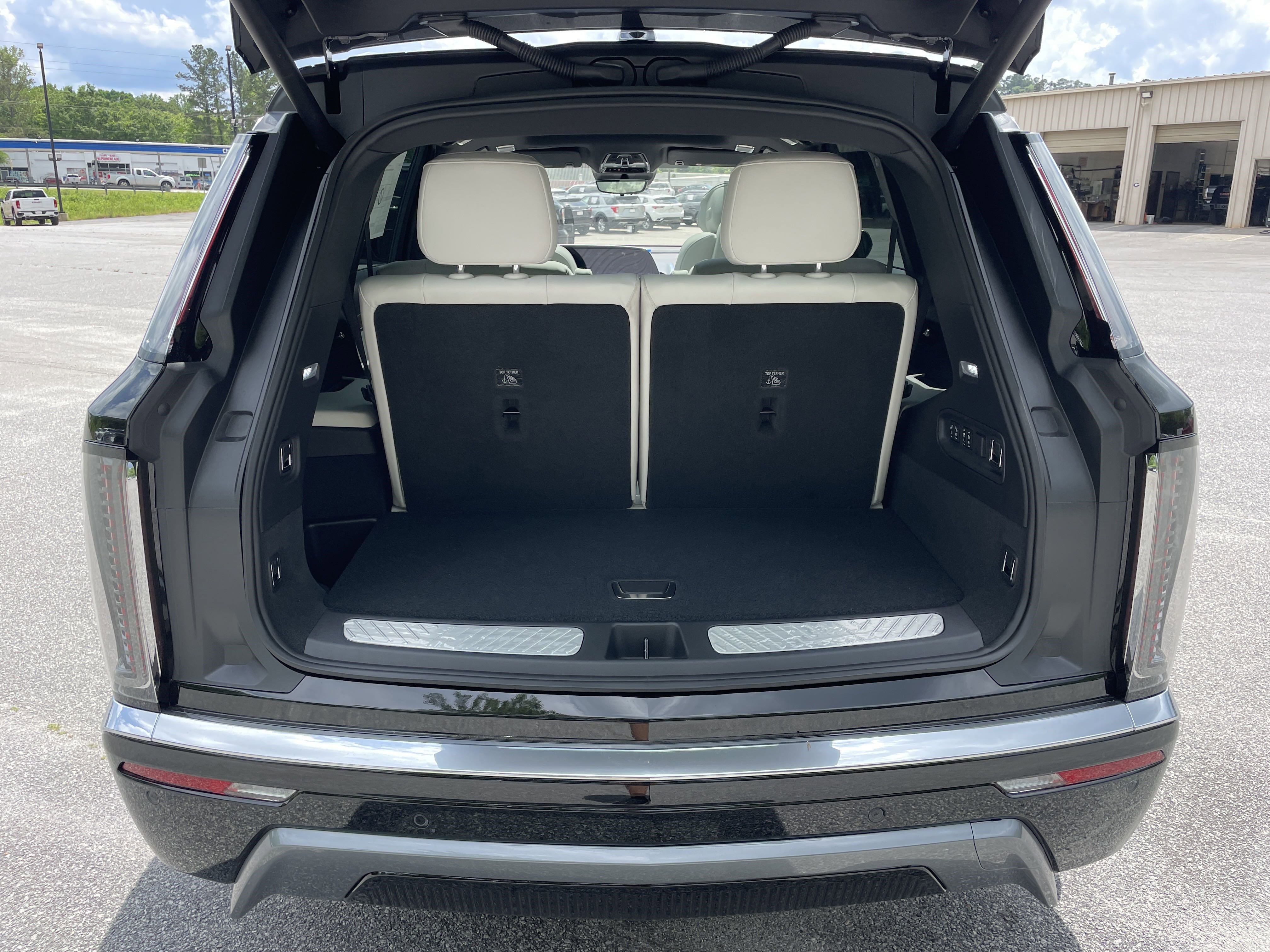 New 2026 Cadillac Vistiq Luxury image 6