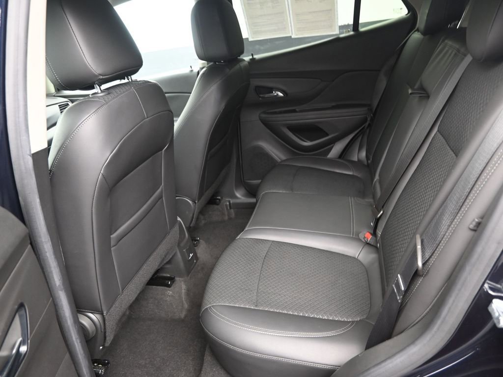 Used 2022 Buick Encore Preferred w/ Safety Package FWD image 11