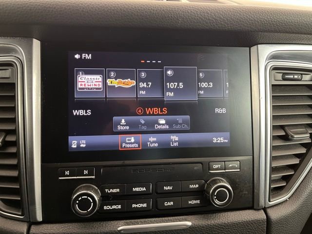 Used 2018 Porsche Macan S image 15