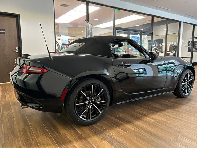 New 2026 MAZDA MX-5 Miata Grand Touring RWD image 2