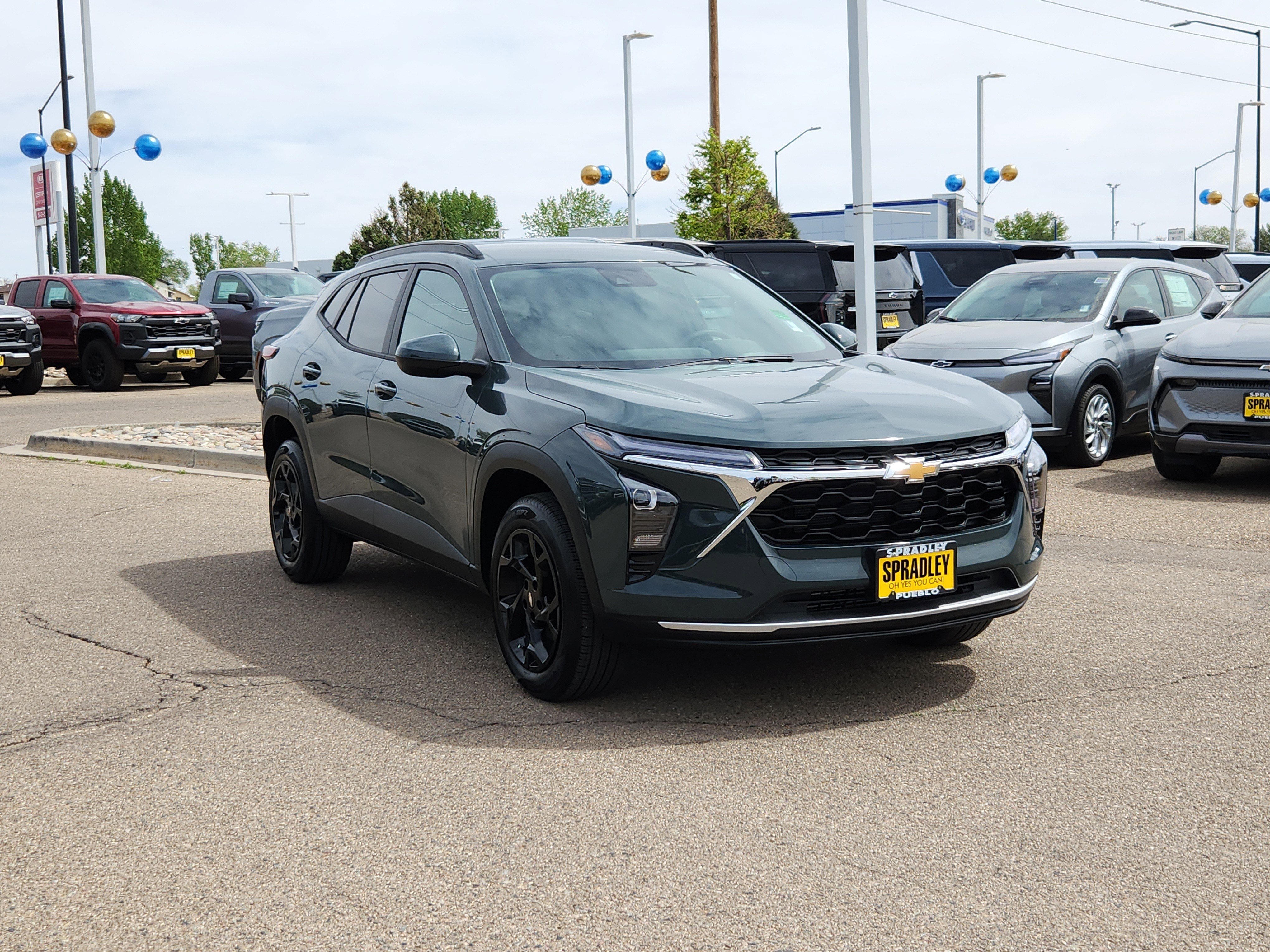 Certified 2025 Chevrolet Trax LT w/ Driver Confidence Package FWD image 4