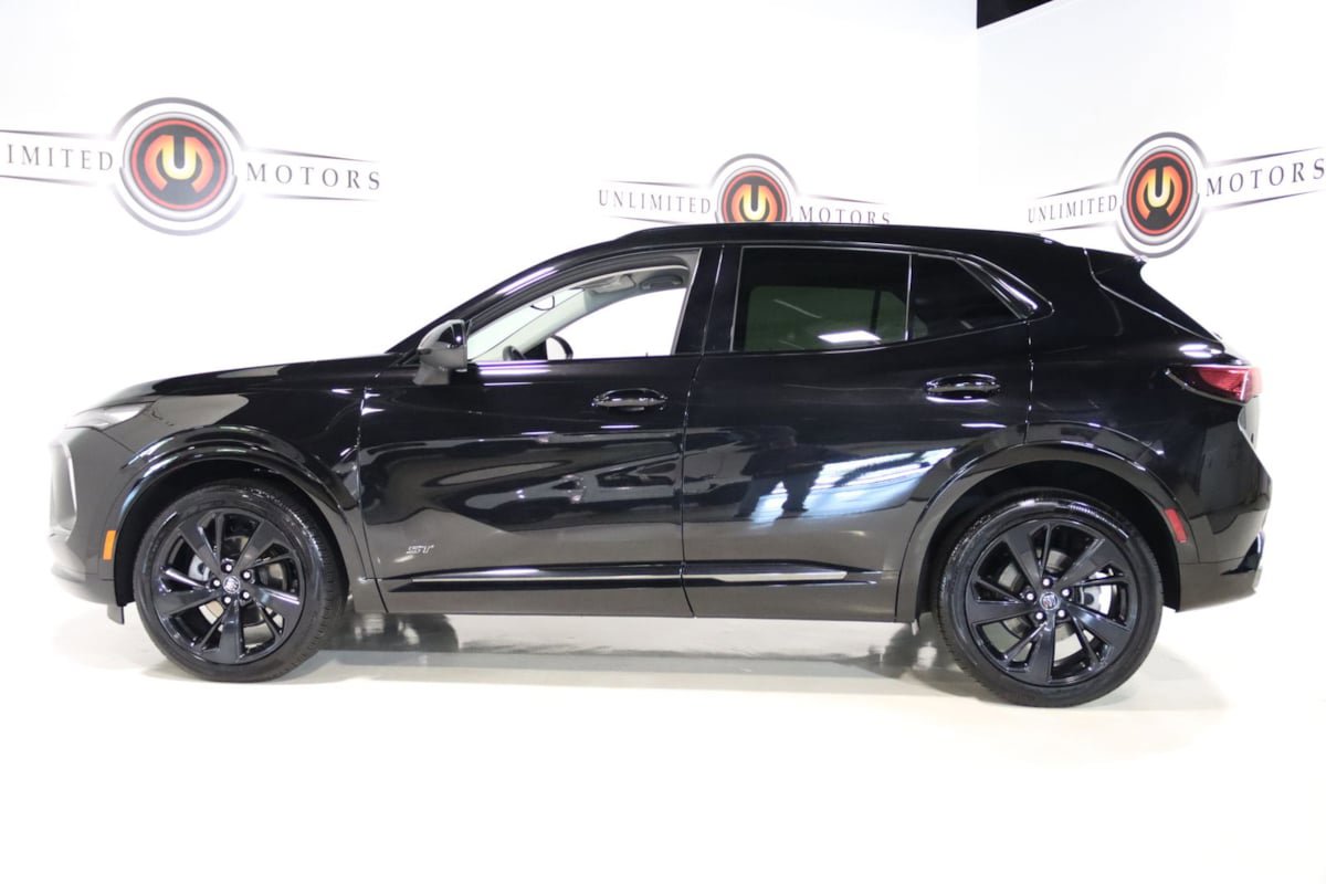 Used 2025 Buick Envision Sport Touring AWD/4WD image 38
