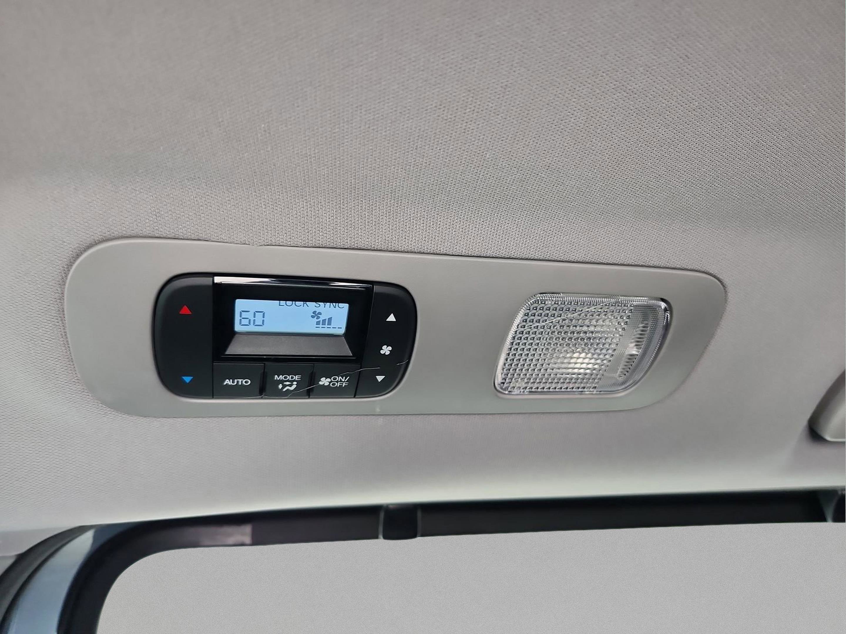 Certified 2023 Honda Odyssey Touring image 32