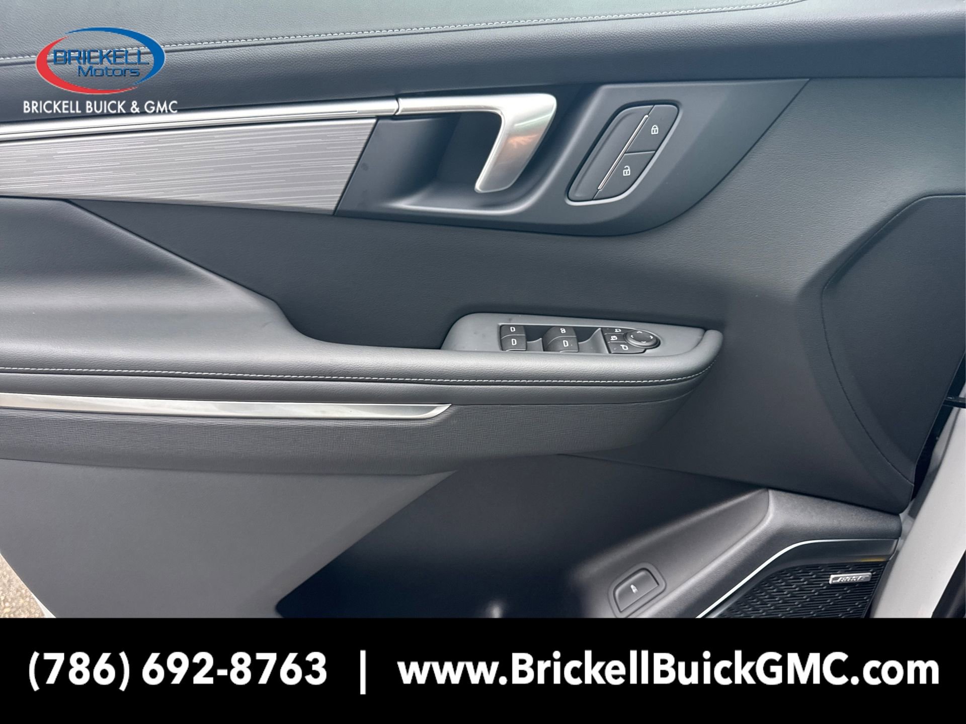 New 2025 Buick Enclave Avenir image 23