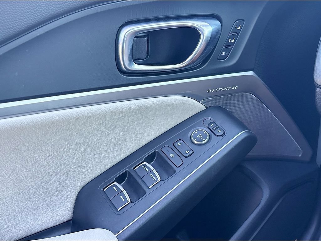 Used 2025 Acura Integra A-Spec w/ Technology Package FWD image 17