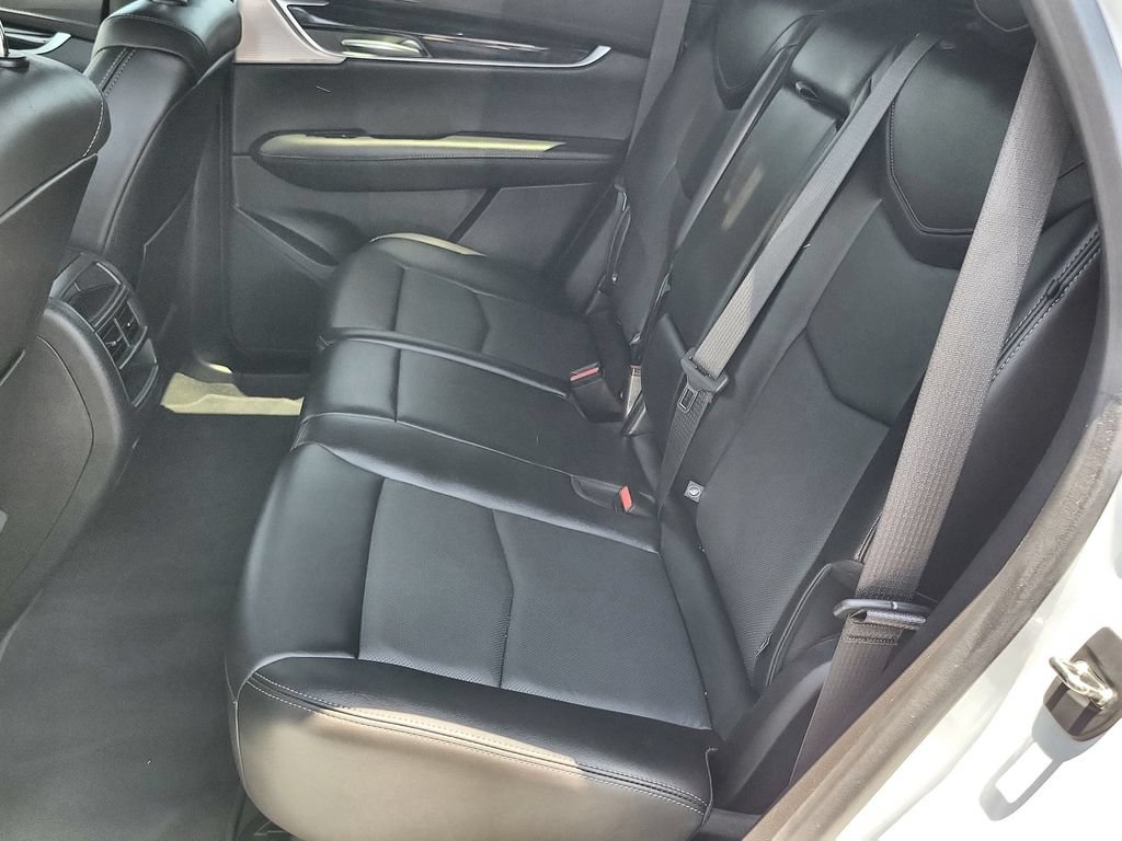 Certified 2024 Cadillac XT5 Premium Luxury FWD image 25