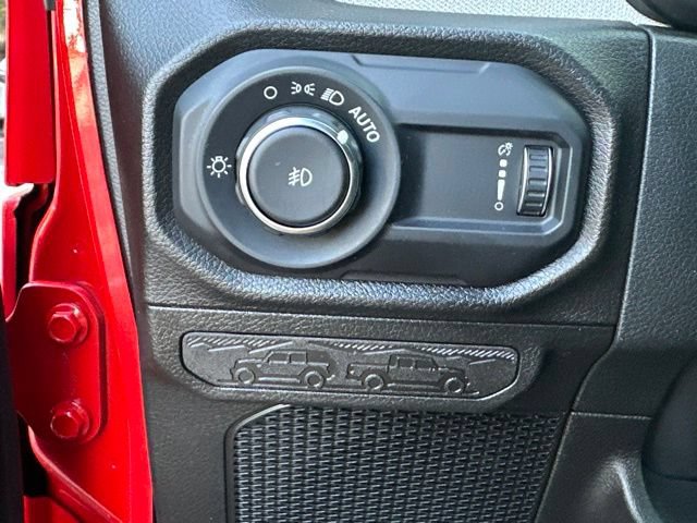 Used 2024 Jeep Wrangler Unlimited Sport AWD/4WD image 10