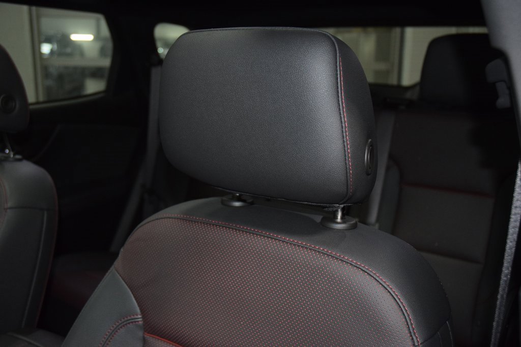 Used 2024 Chevrolet Blazer RS w/ Enhanced Convenience Package image 44