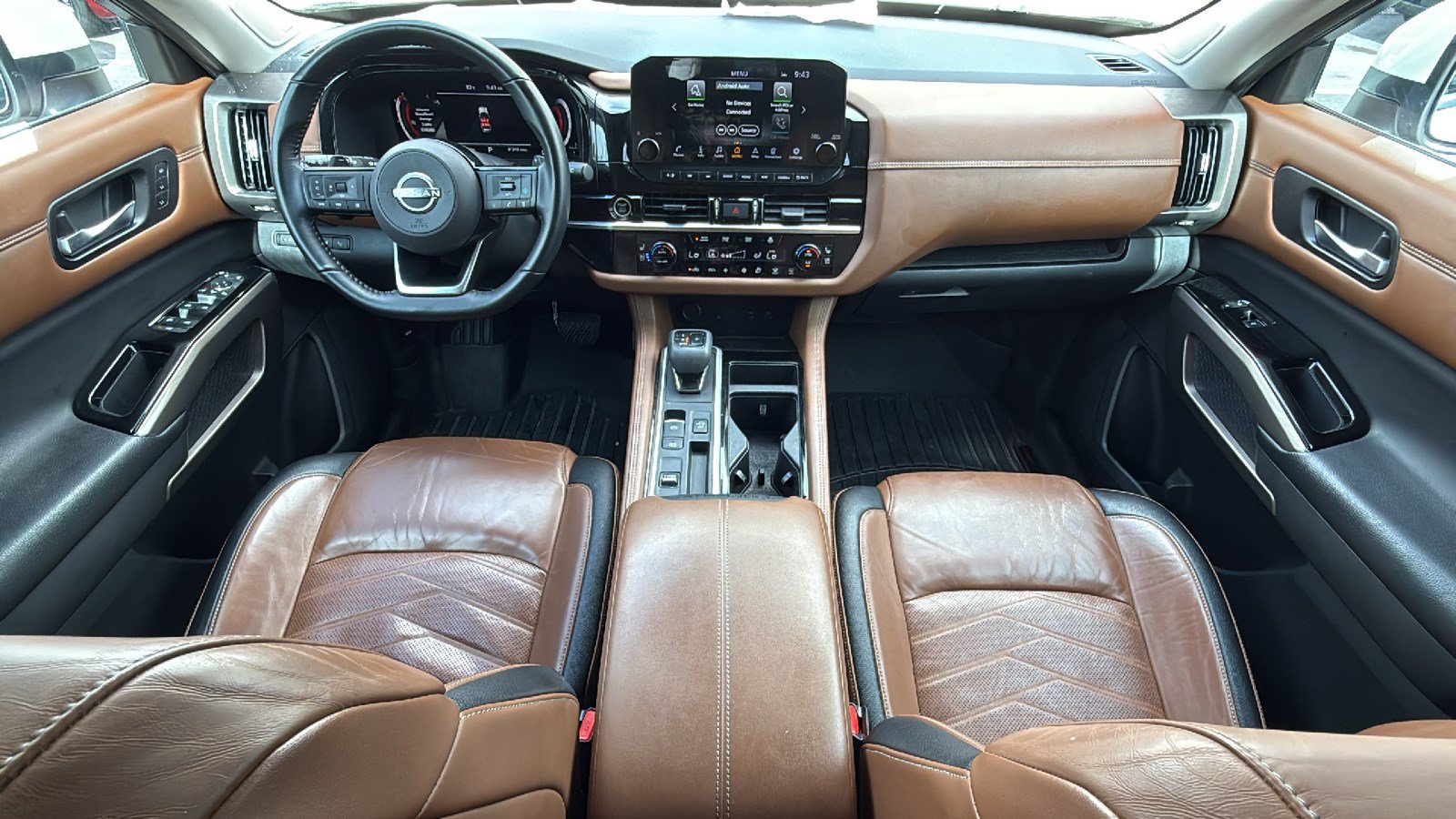 Used 2022 Nissan Pathfinder Platinum w/ Lighting Package (N93) FWD image 18