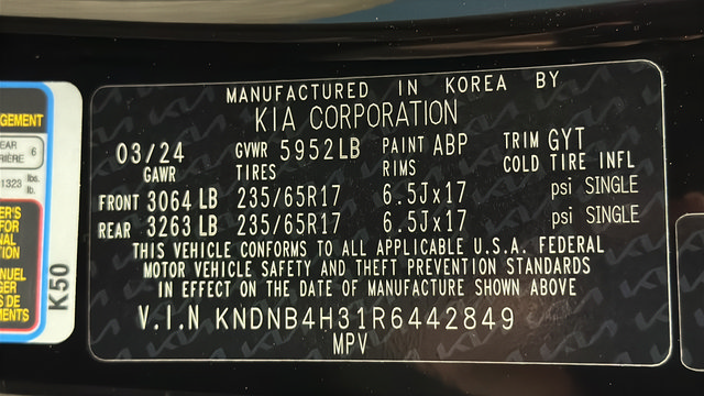 Used 2024 Kia Carnival LX FWD image 28