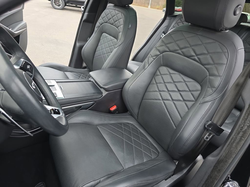 Used 2021 Jaguar F-PACE S image 15