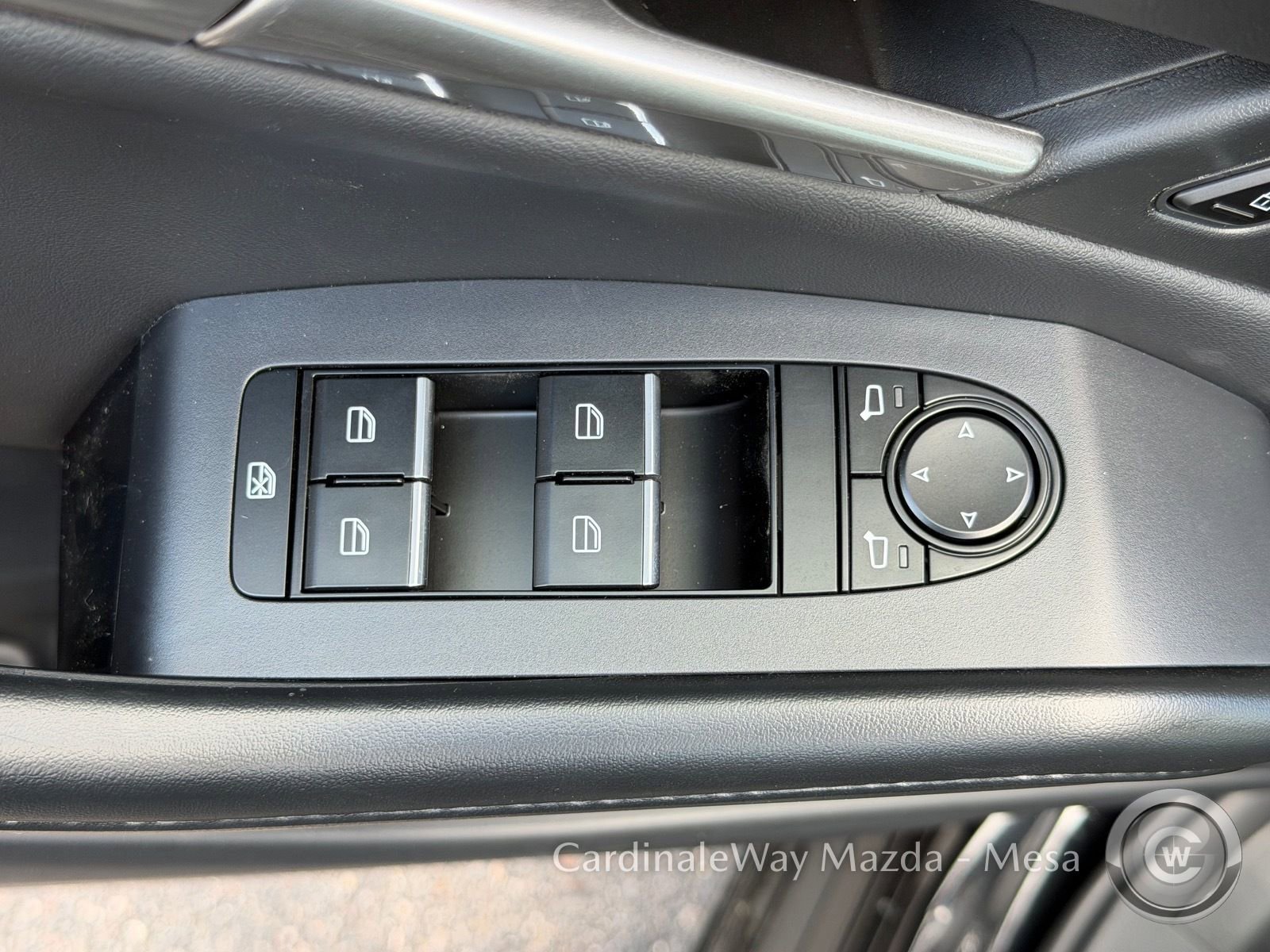 New 2026 MAZDA CX-30 AWD 2.5 S w/ Select Sport Pkg image 13