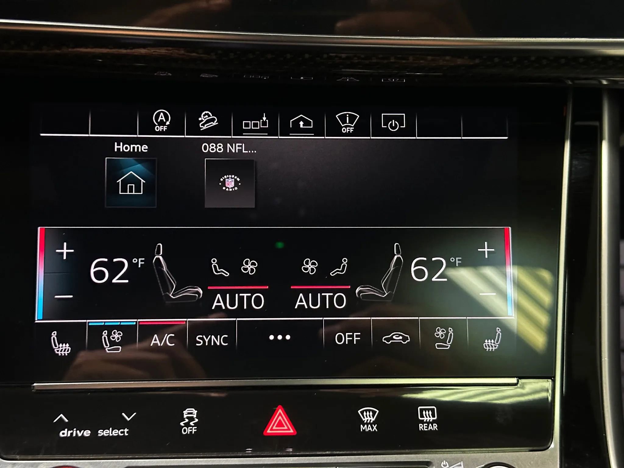 Used 2020 Audi SQ8 Prestige w/ Prestige Package image 44