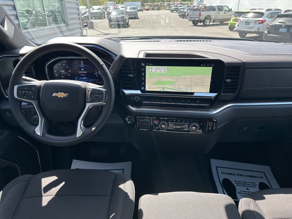 New 2026 Chevrolet Silverado 1500 LT w/ Z71 Off-Road Package AWD/4WD image 18