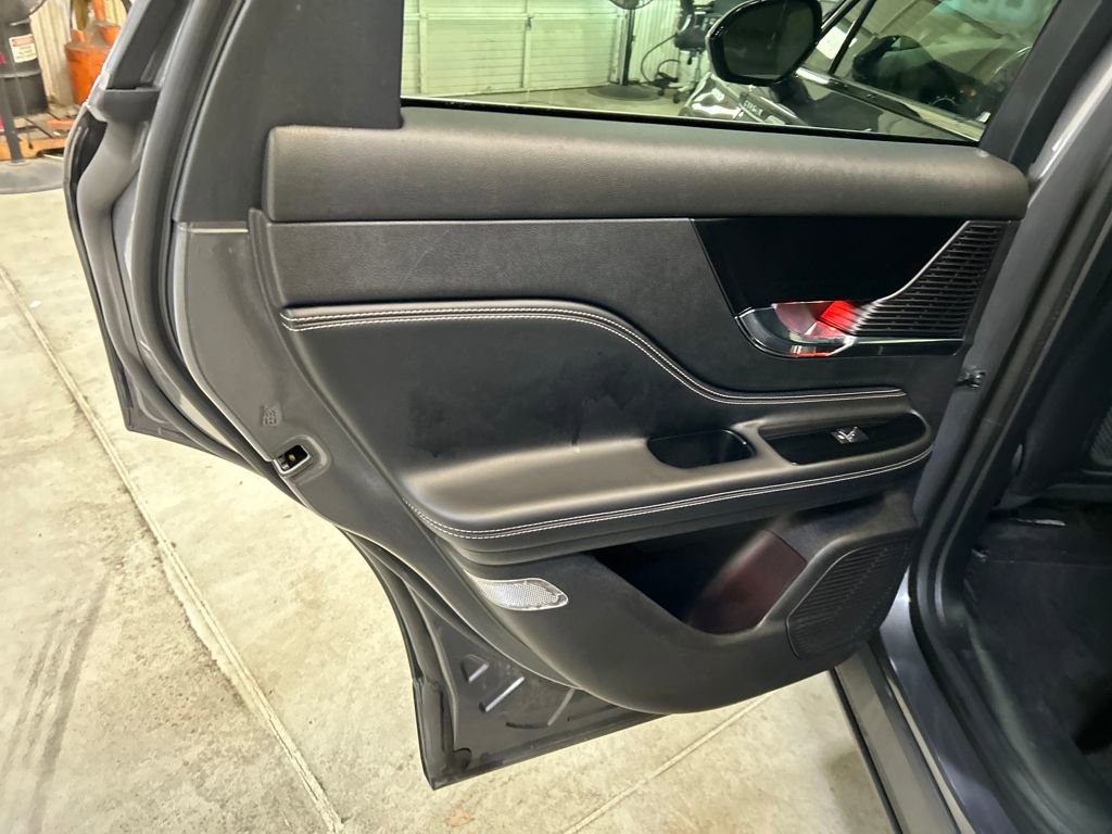 Used 2021 Lincoln Corsair FWD w/ Convenience Package image 41