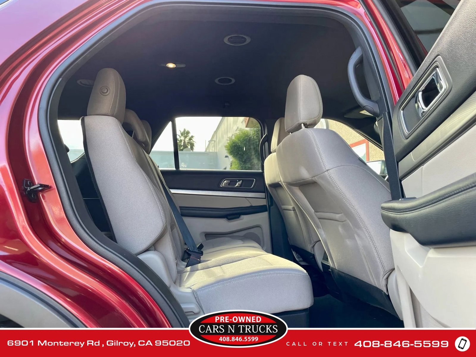 Used 2018 Ford Explorer XLT w/ Equipment Group 201A image 12