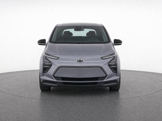 Used 2023 Chevrolet Bolt LT w/ Infotainment Package FWD image 2