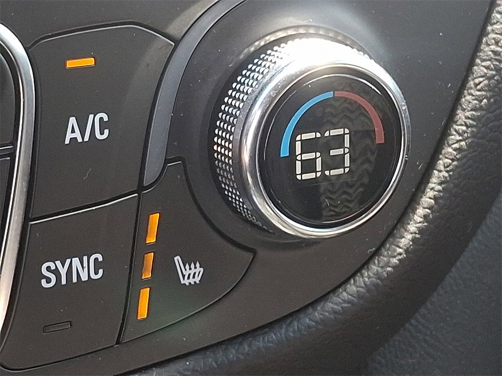 Used 2022 Chevrolet Equinox LT image 22