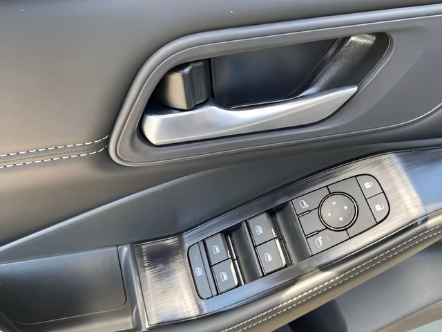New 2026 Nissan Rogue Dark Armor AWD/4WD image 16