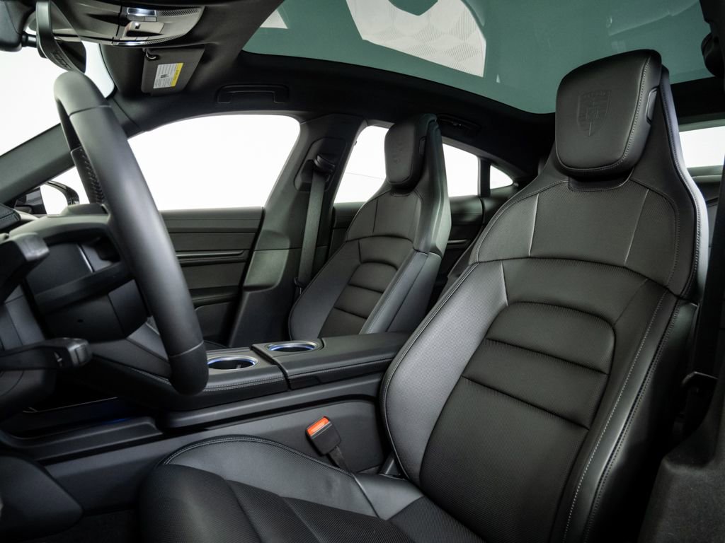 Certified 2025 Porsche Taycan AWD/4WD image 5