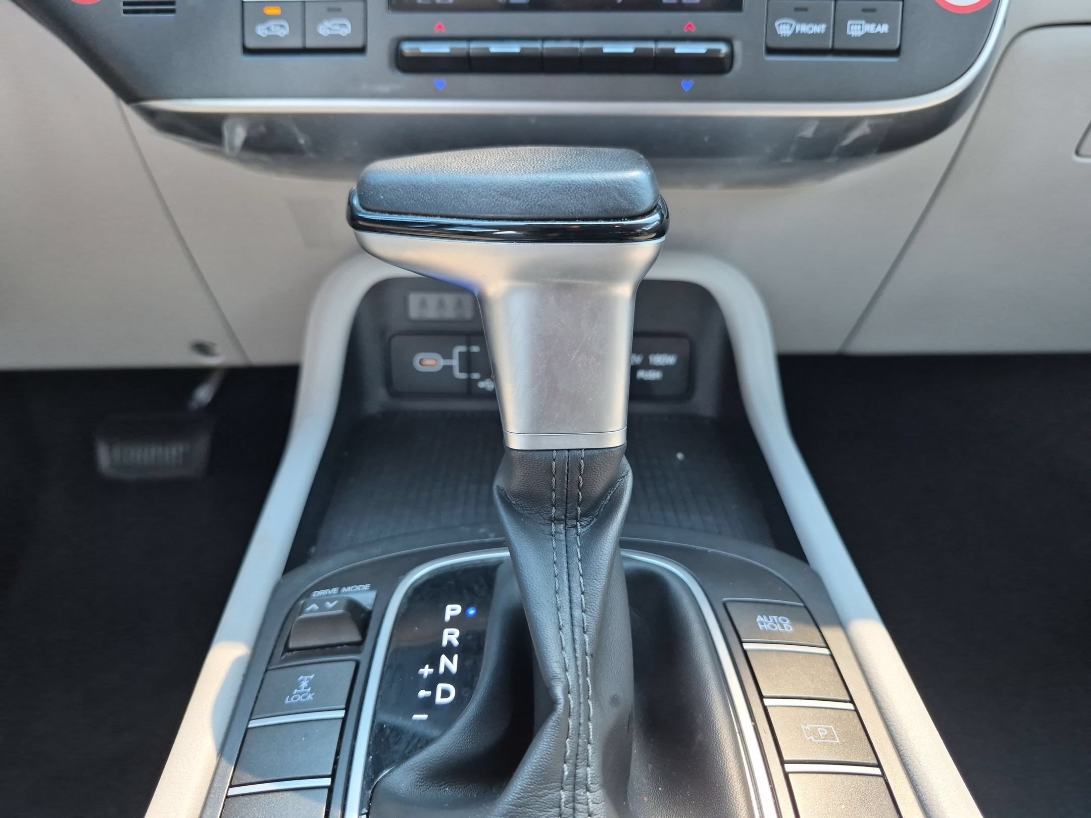 Used 2024 Hyundai Kona SEL AWD/4WD image 18