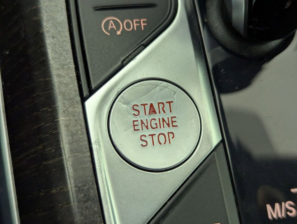 Used 2020 BMW 330i Sedan w/ Convenience Package image 46