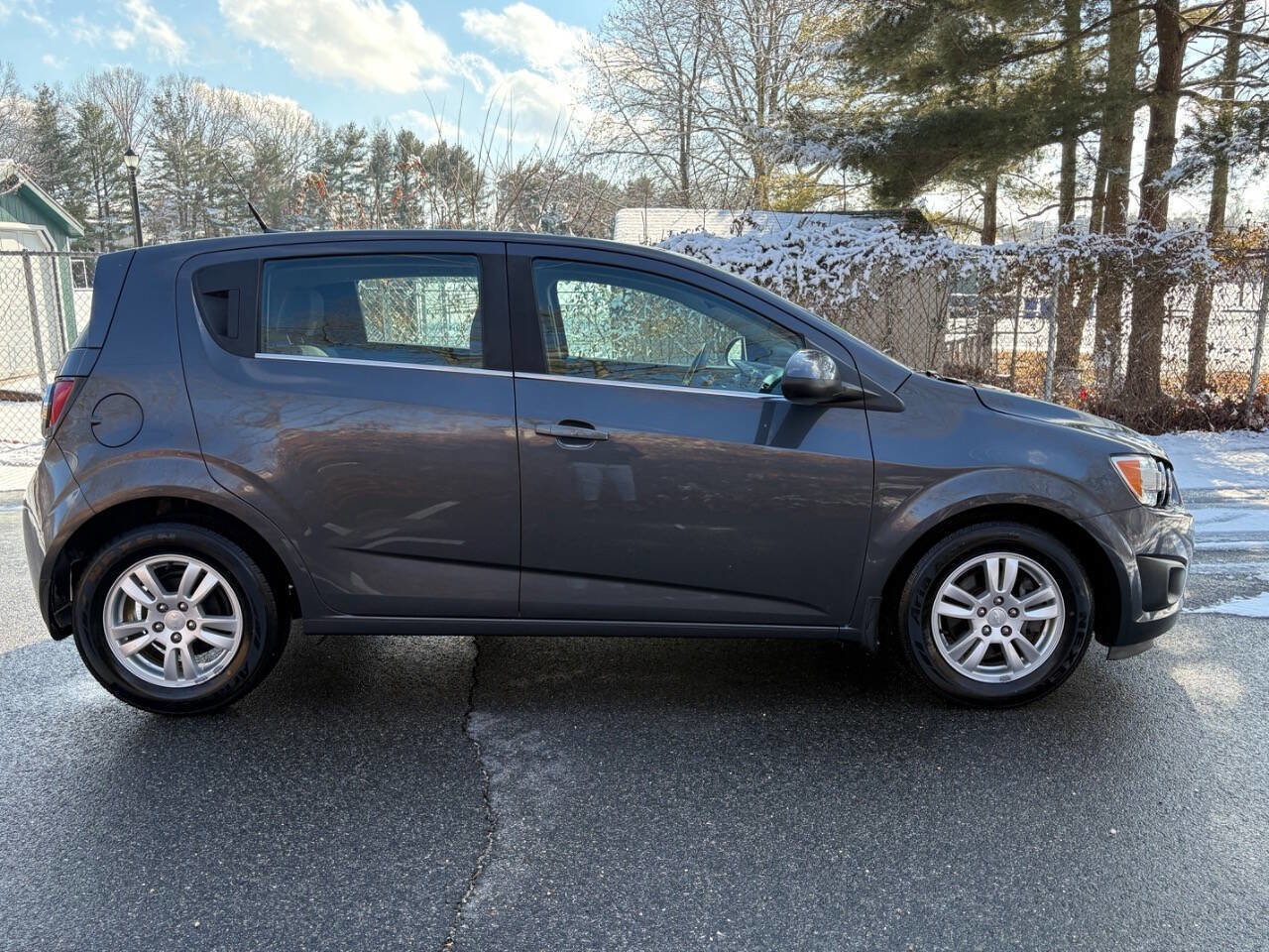 Used 2012 Chevrolet Sonic LT FWD image 3