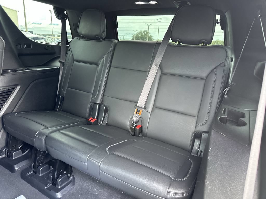 Used 2023 GMC Yukon Denali RWD image 20