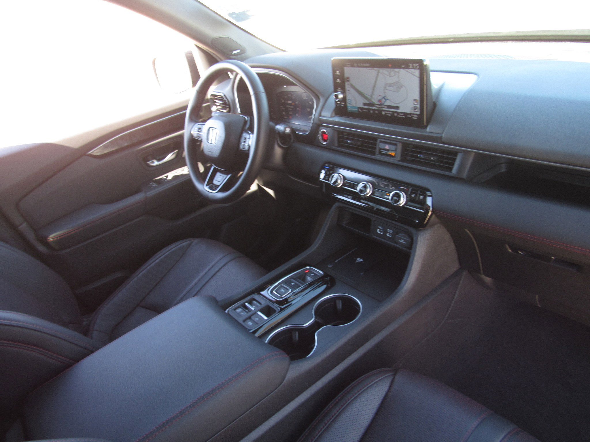 Used 2025 Honda Pilot Black Edition image 10