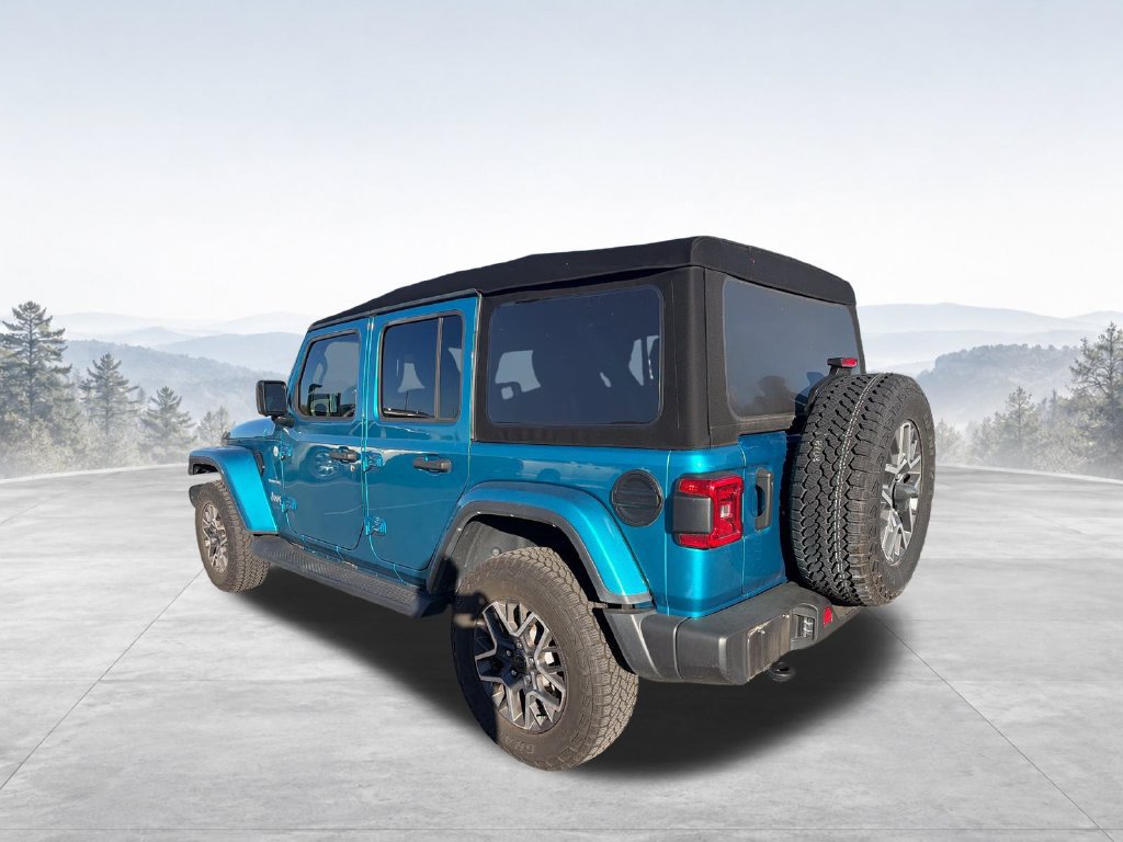 Used 2024 Jeep Wrangler Unlimited Sahara w/ Technology Group AWD/4WD image 7