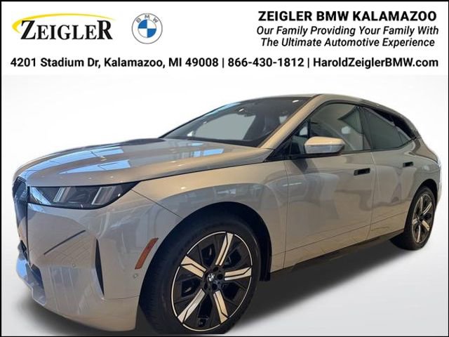 New 2026 BMW iX xDrive45 image 1