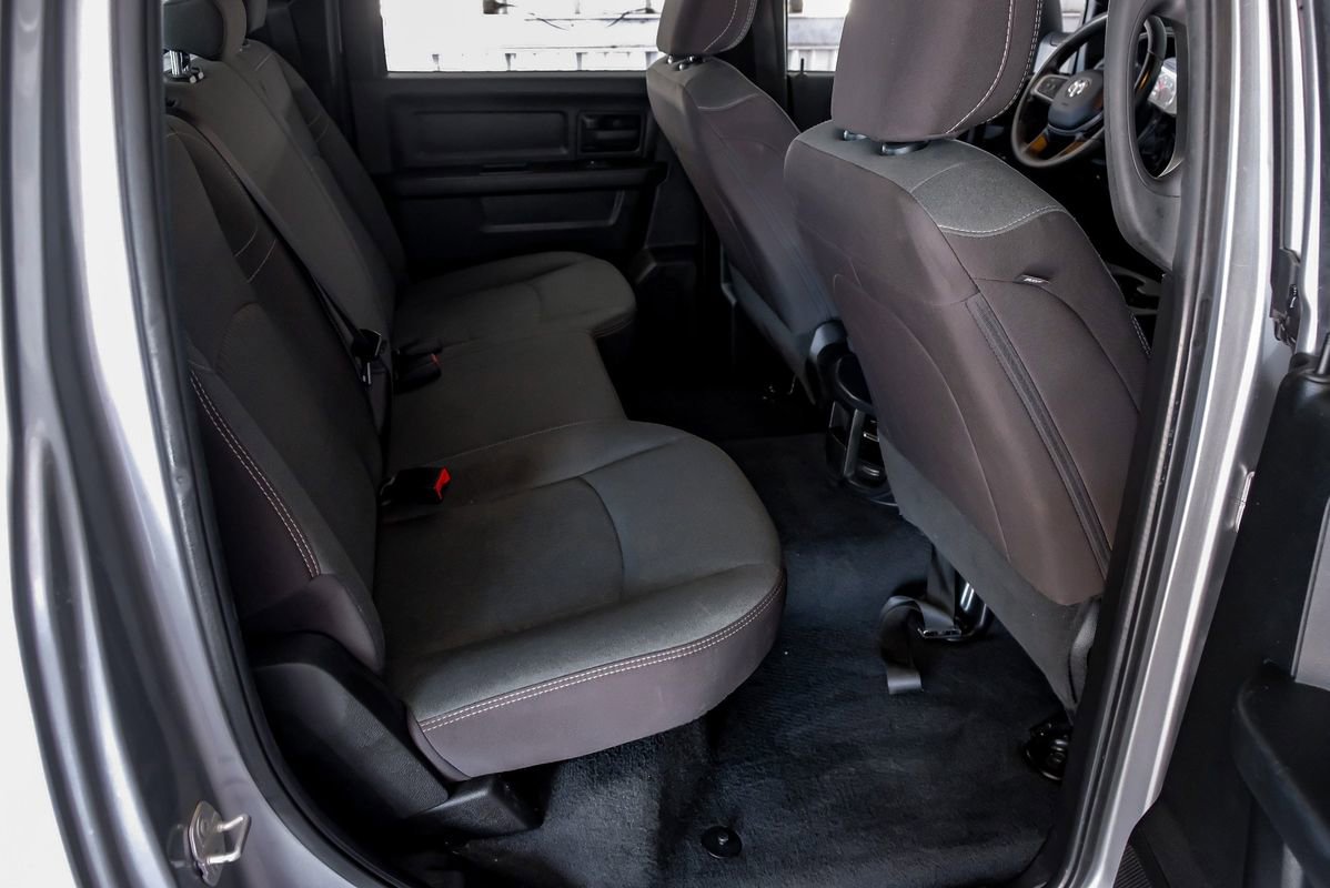 Used 2024 RAM 3500 Tradesman w/ Chrome Appearance Group image 37