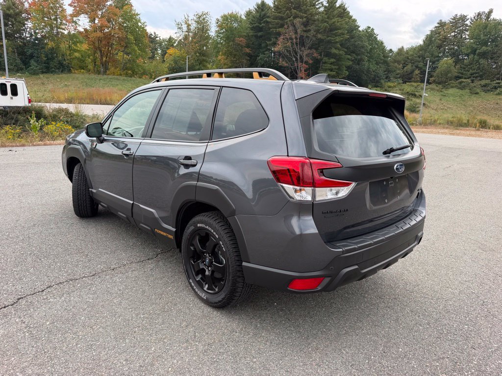 Used 2025 Subaru Forester Wilderness w/ Wilderness Package AWD/4WD image 3