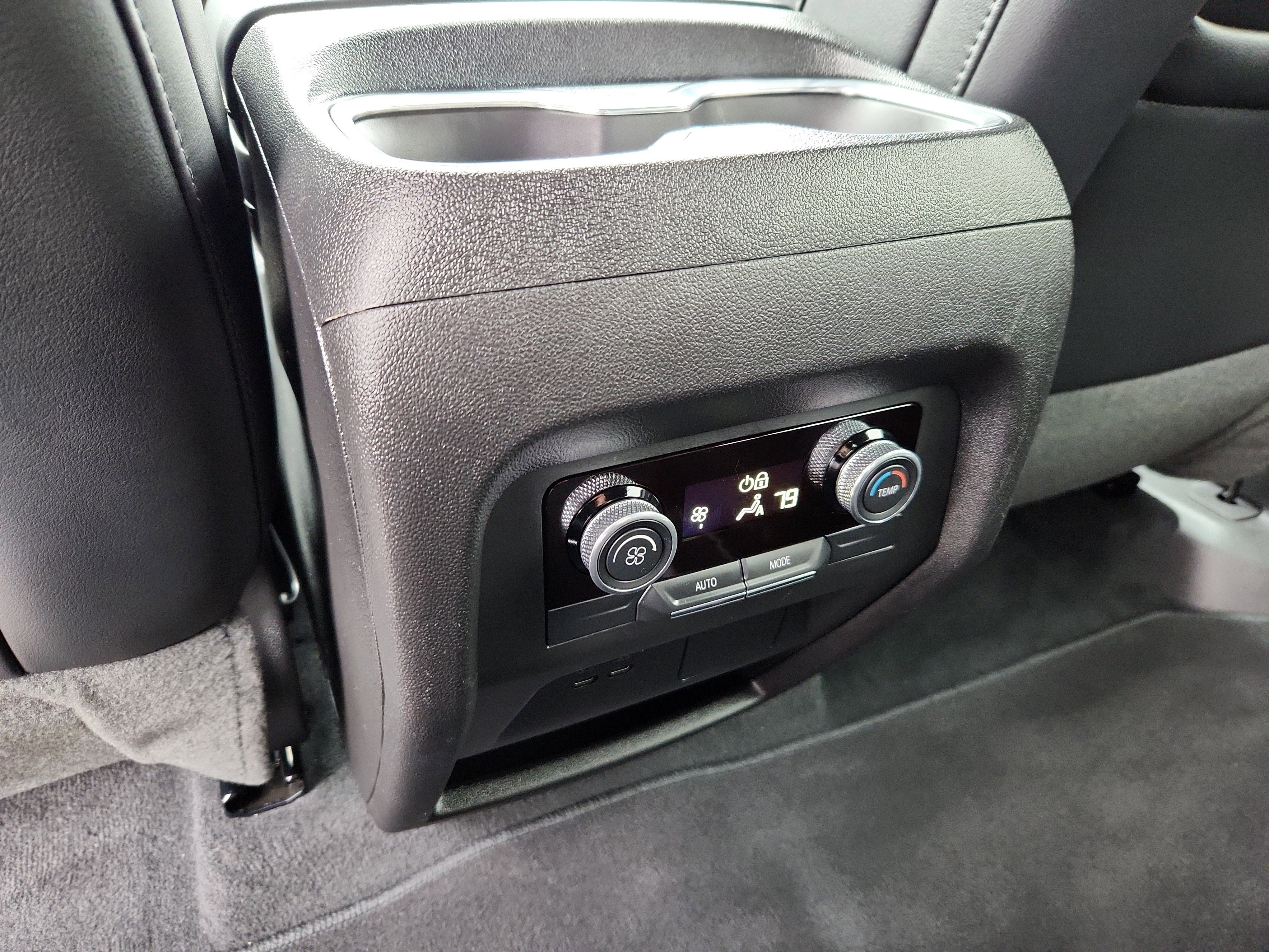 Used 2025 Buick Enclave Sport Touring image 10