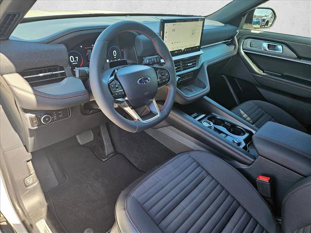 Certified 2025 Ford Explorer ST-Line w/ Premium Package RWD image 11