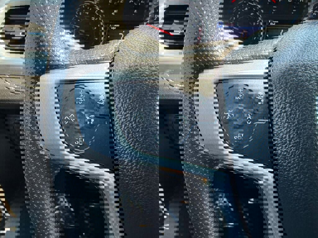 Used 2021 GMC Acadia SLE image 14