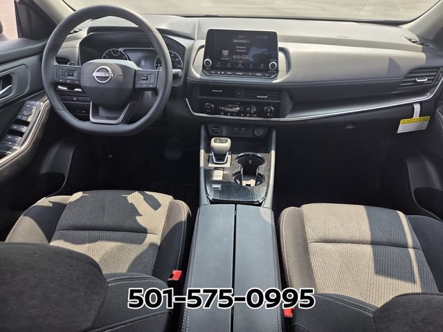 Used 2026 Nissan Rogue SV FWD image 15