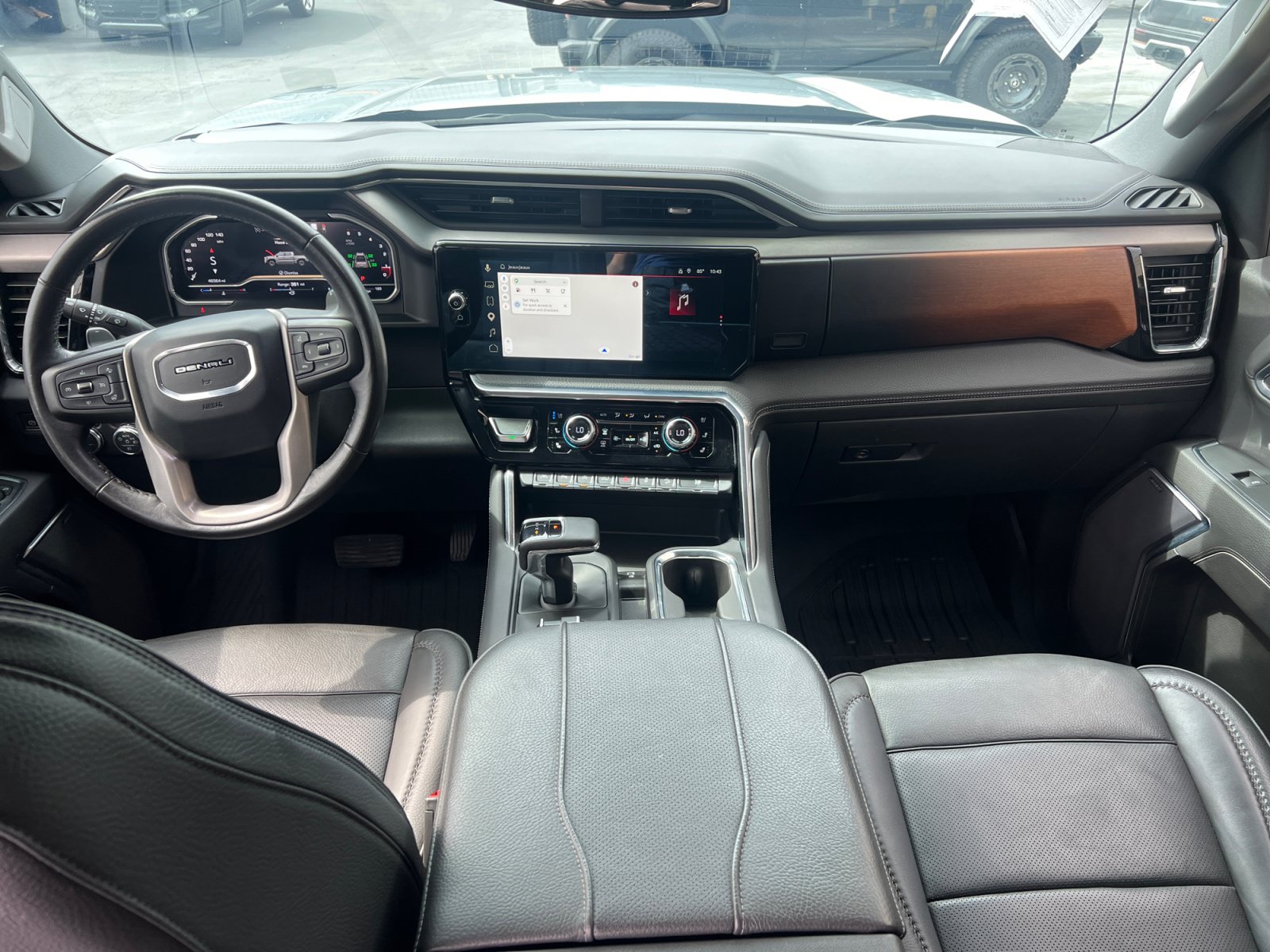 Used 2023 GMC Sierra 1500 Denali AWD/4WD image 25