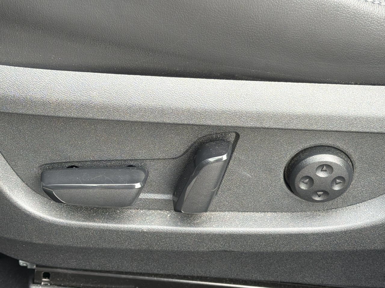 Used 2022 INFINITI QX50 Luxe FWD image 19