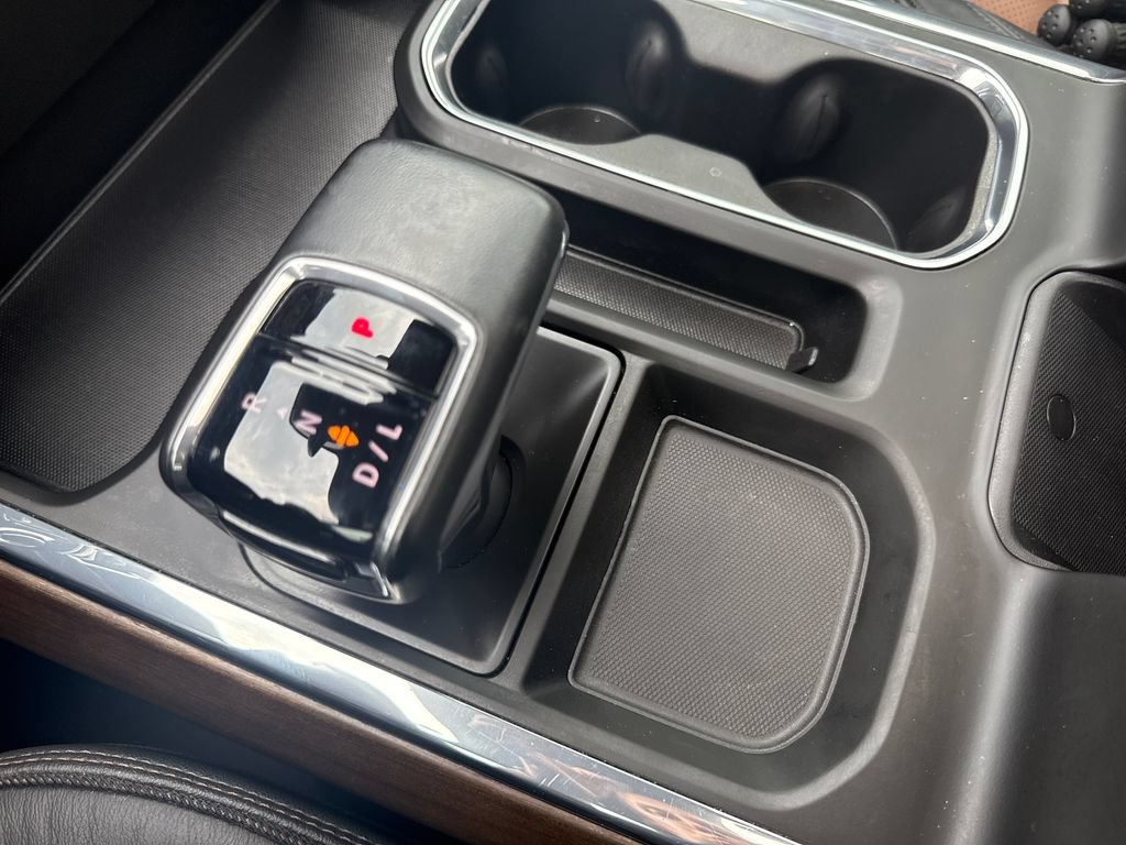 Certified 2024 Chevrolet Silverado 1500 High Country w/ High Country Premium Package AWD/4WD image 25