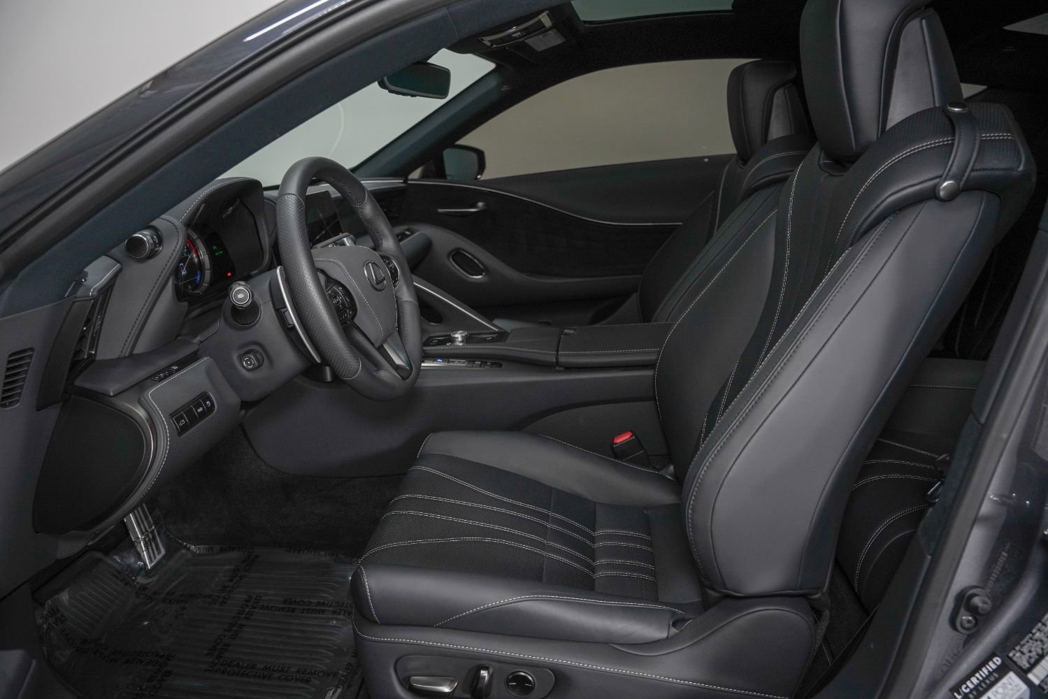 Used 2025 Lexus LC 500 Coupe image 33