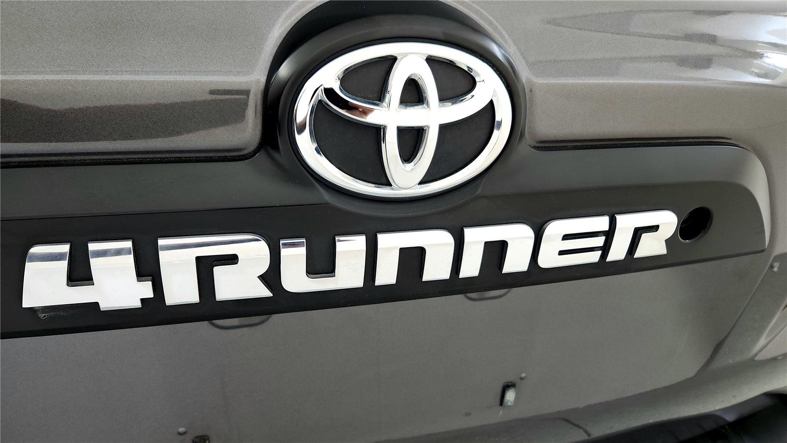 Used 2016 Toyota 4Runner Trail w/ Four Season Floor Mat Package image 13